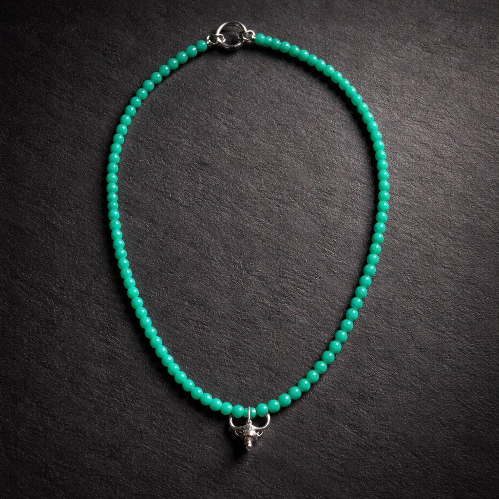 16" Green Aventurine with a Sterling Longhorn Charm